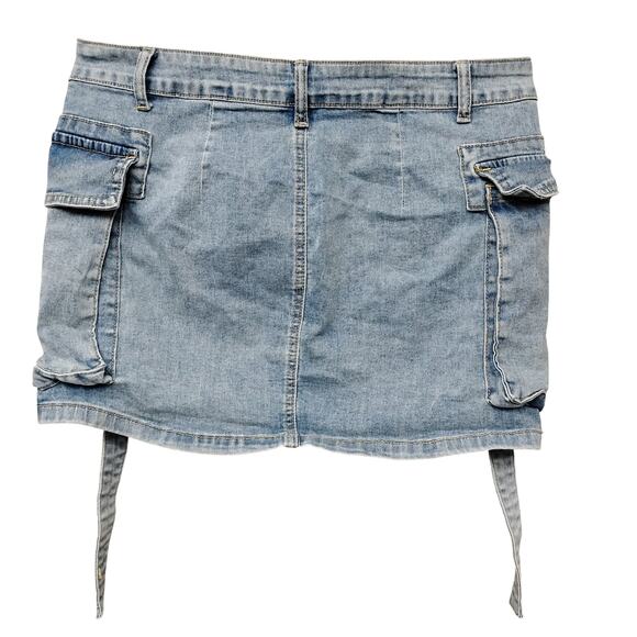 Jeans F.A.shion Denim Mini Skirt Size Large Cargo Pockets Belt Loops Light Blue - Picture 4 of 8